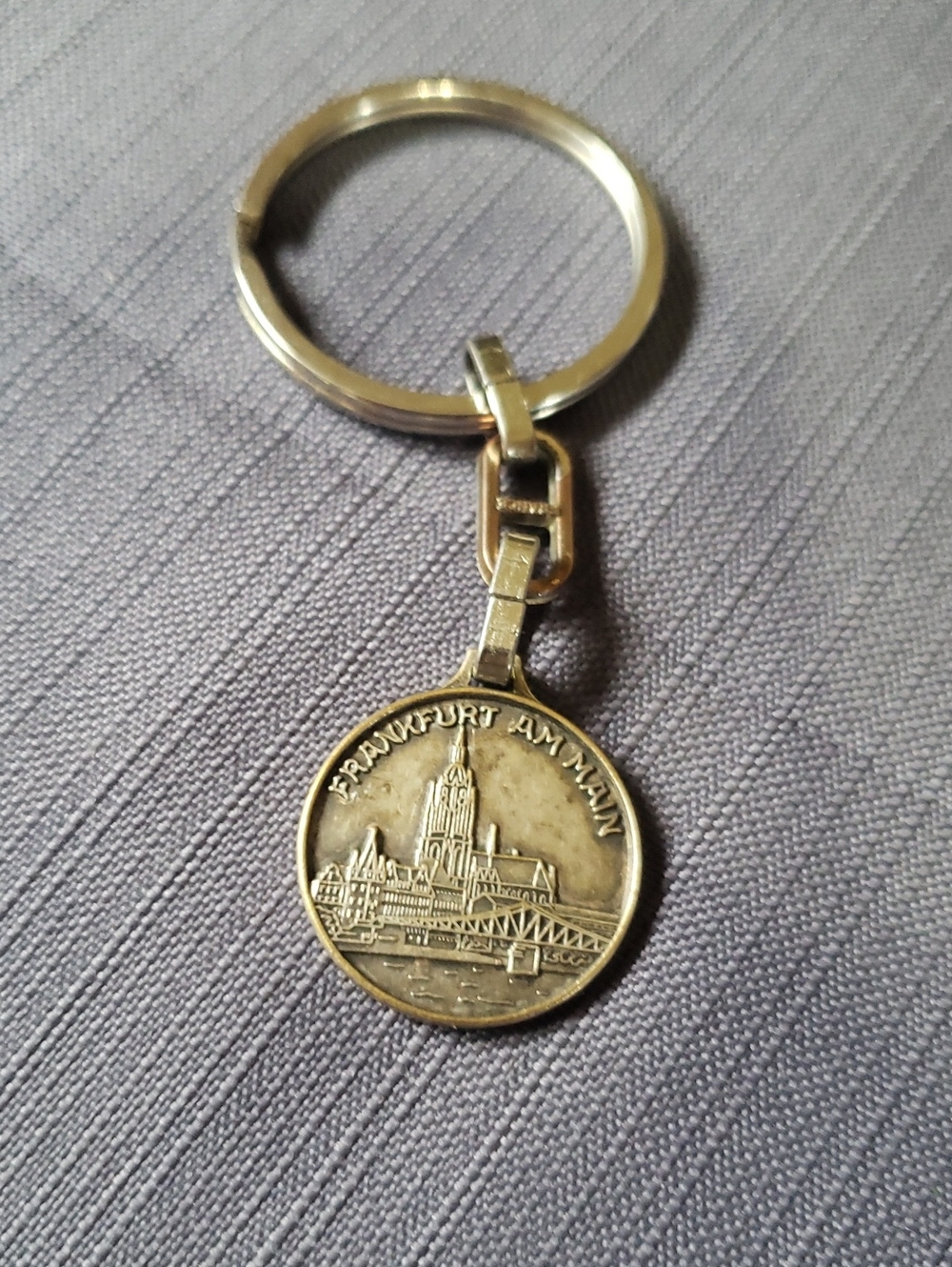 Vintage Deutschland Frankfurt Germany Town Hall Coat of Arms Keychain